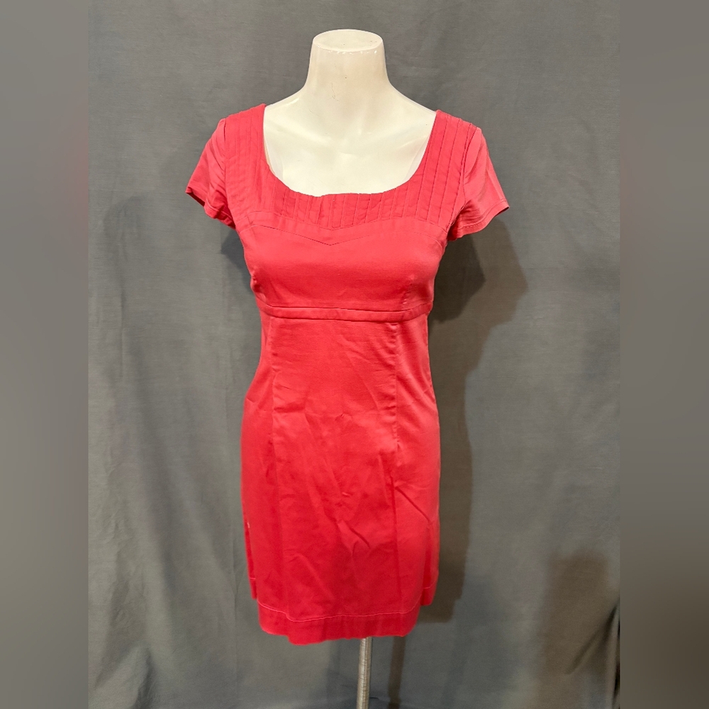 Max & Cleo Coral Sheath Mini Dress Scoop Neck